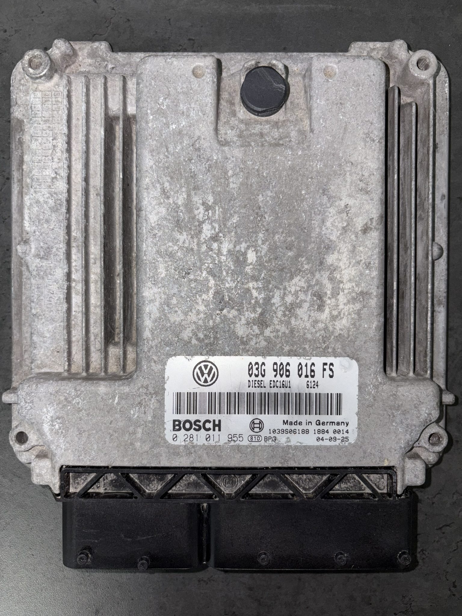 ECU 03G906016FS 0281011955 EDC16U1 IMMO OFF