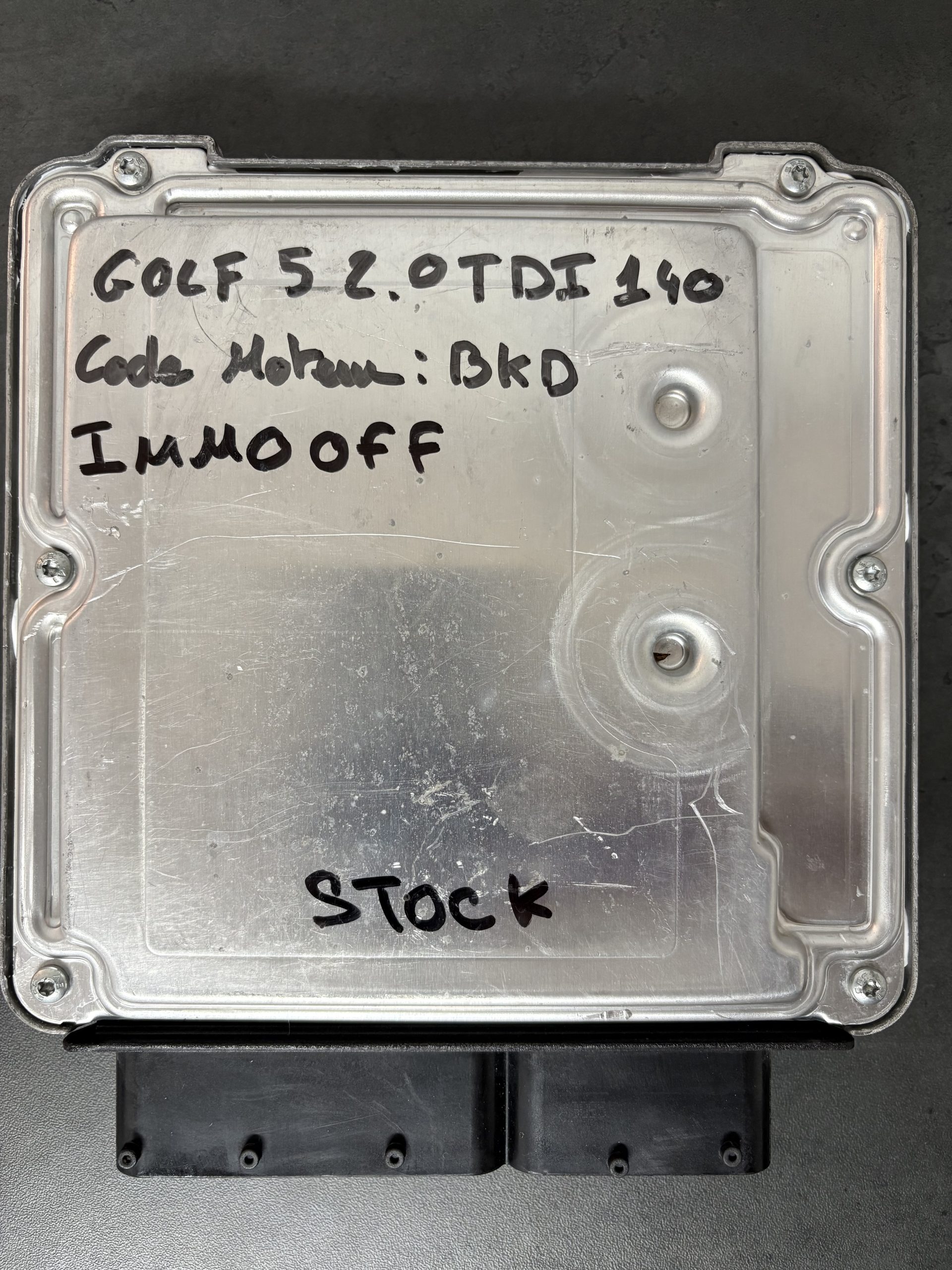 ECU 03G906016T 0281011956 EDC16U1 – IMMO OFF